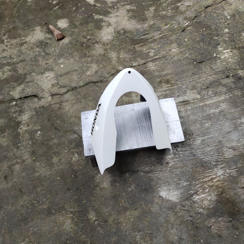 undercowl penahan lumpur Honda cs1 original