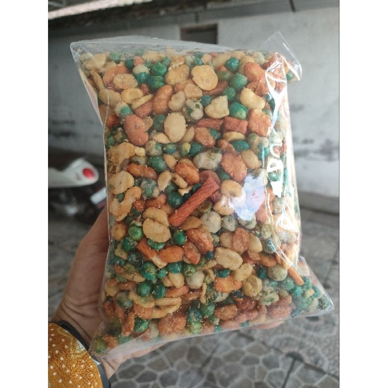

Kacang campur 500gr