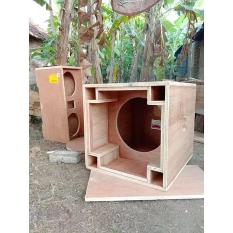 Box speaker model Planar 8 inchi single