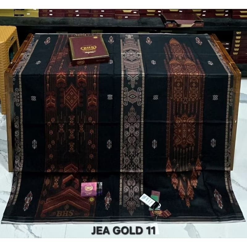 SARUNG BHS EXCELLENT JEA JACQUARD GOLD
