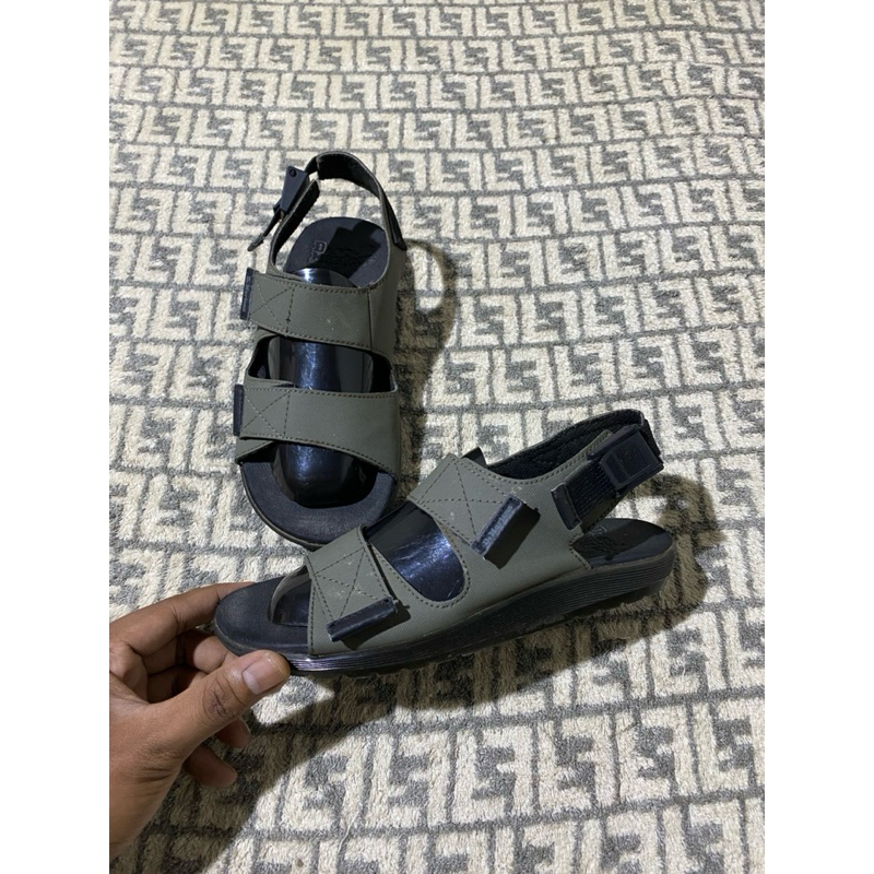 Dr Martens Crewe Sandal