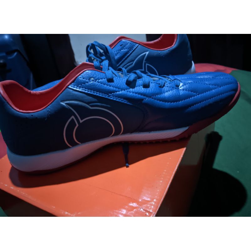 sepatu ortus size 43