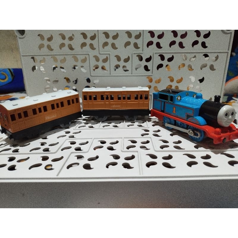 Kereta Tomy Plarail Thomas & Friends Elektrik On (Tomy)