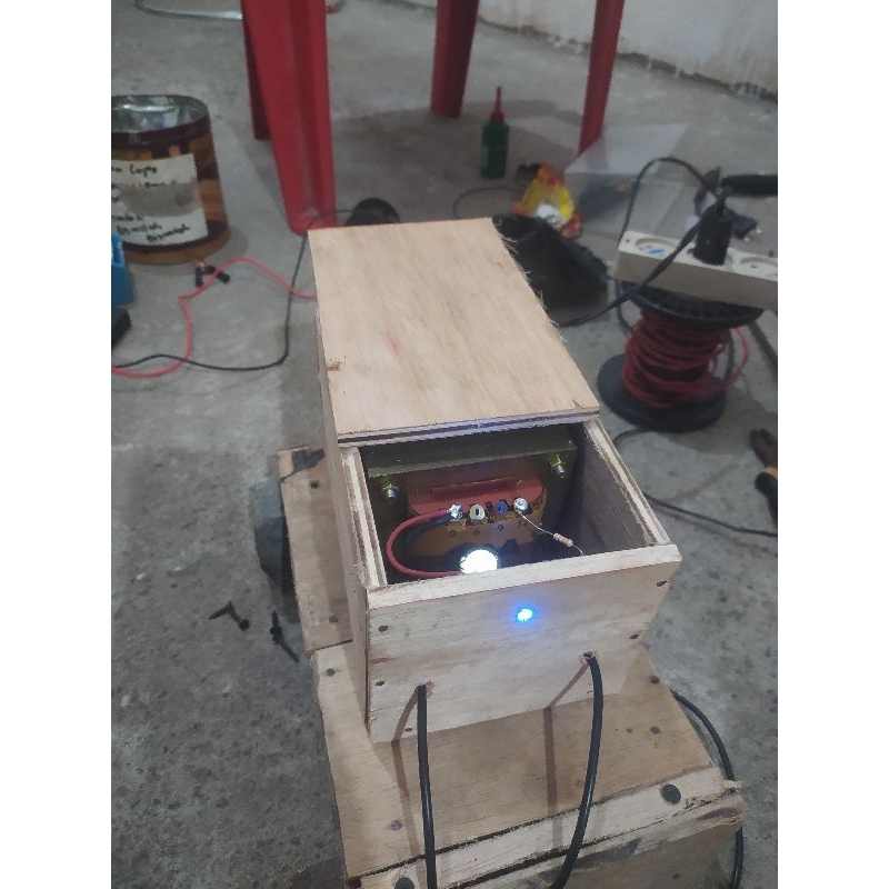 ces aki travo 10amper  plus kipas 12volt