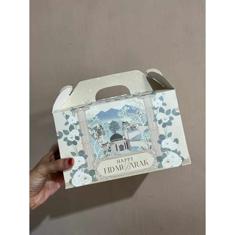 

ANEKA KOTAK HAMPERS PAPER BAG IDUL FITRI
