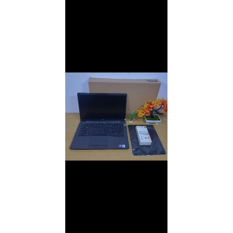 Laptop Dell 7400 (Touchscreen)