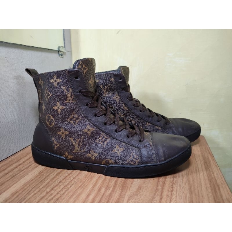 Sepatu LV second sz 42 kulit asli no sintetis