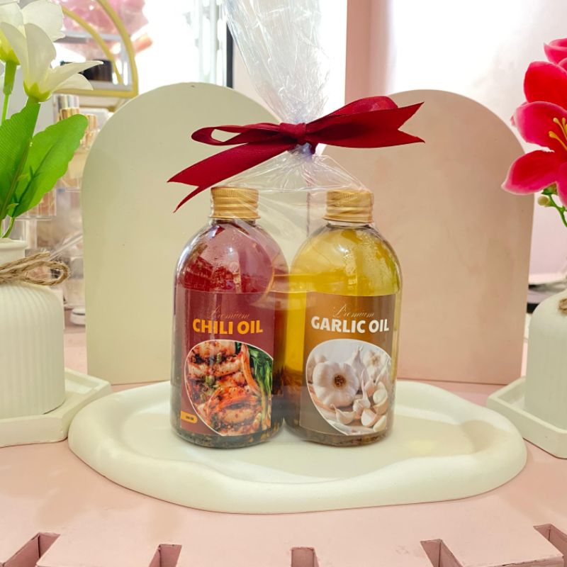 

SET HAMPERS GARLIC OIL & CHILI OIL VIRAL GIFT SOUVENIR KADO BINGKISAN