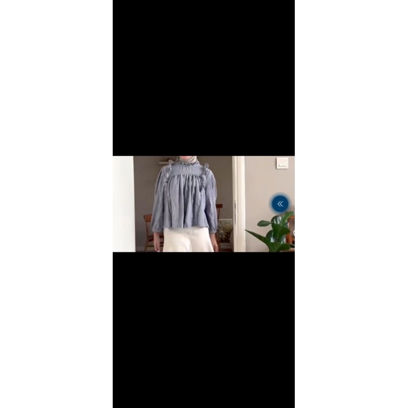 ruffle blouse leviora