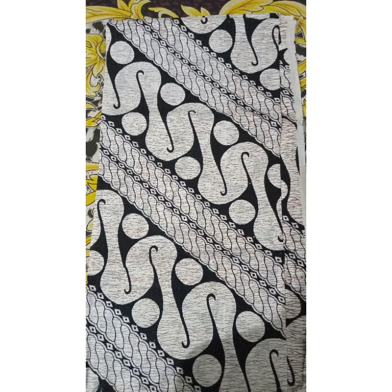 Kain Batik by Roemah Bajoe