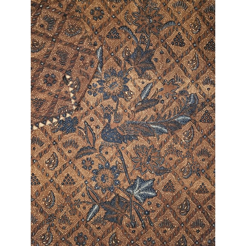 kain Batik Lawasan Tulis Sogan Solo motif klasik circa1970