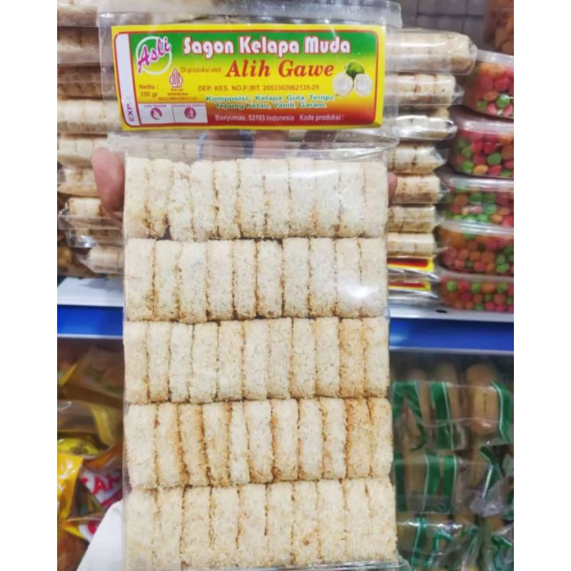 

Sagon kelapa / Sagon bakar