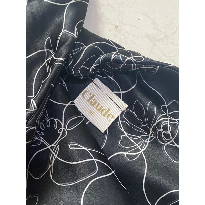 Claude Reese Top Preloved