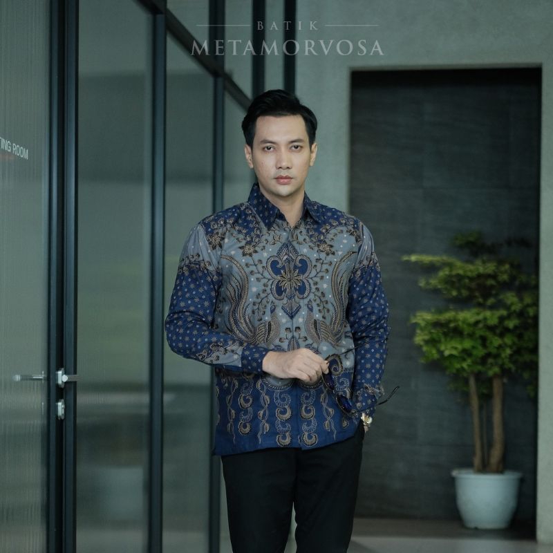 Baju Batik Pria Premium Lengan Panjang Katun Halus - BATIK METAMORVOSA MOTIF AJISAKA
