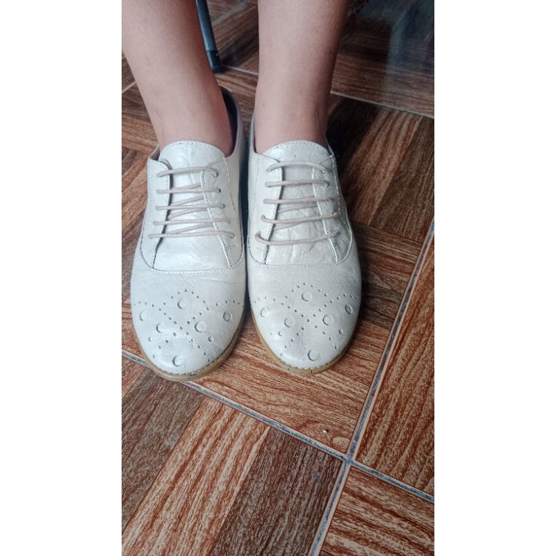 Sepatu Wanita Kulit Vintage sz 39