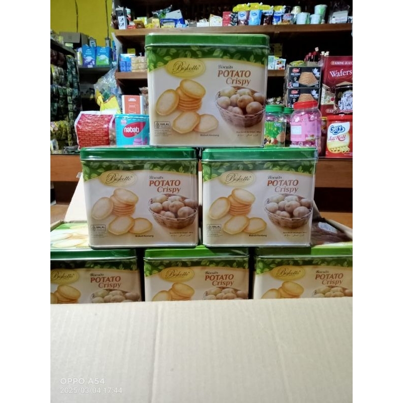 

BISCUITS POTATO KALENG 1 dus isi 6 pcs