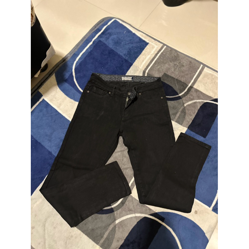 Celana Jeans wanita Nevada preloved