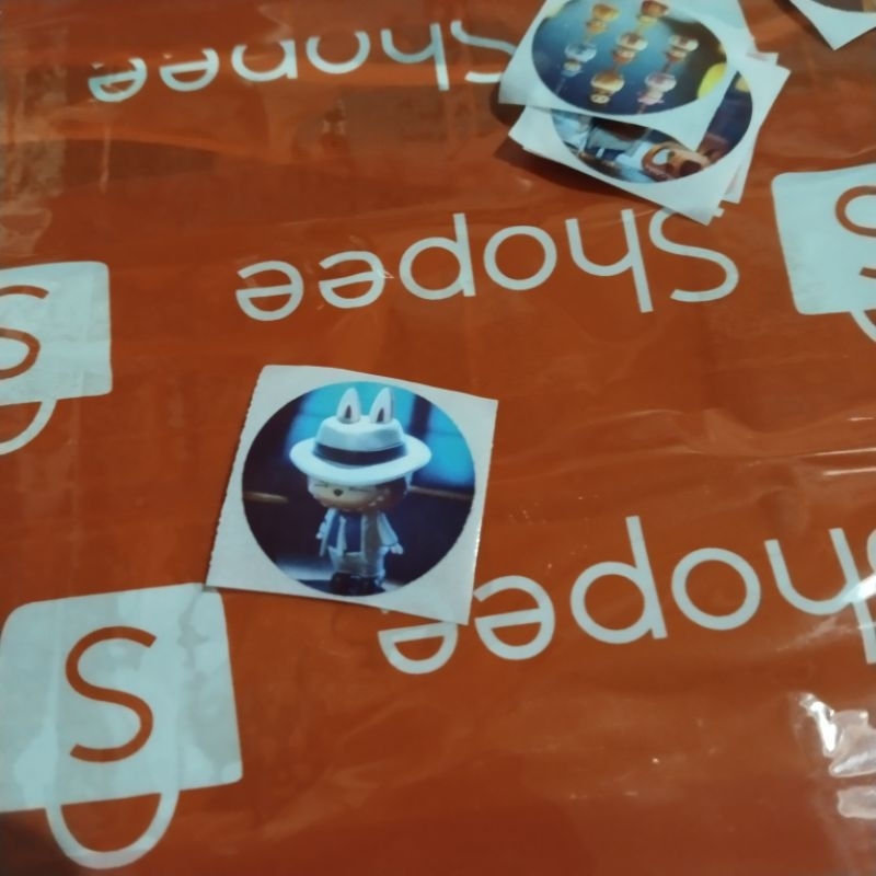 

Satu buah Stiker tambahan lotre berhadiah