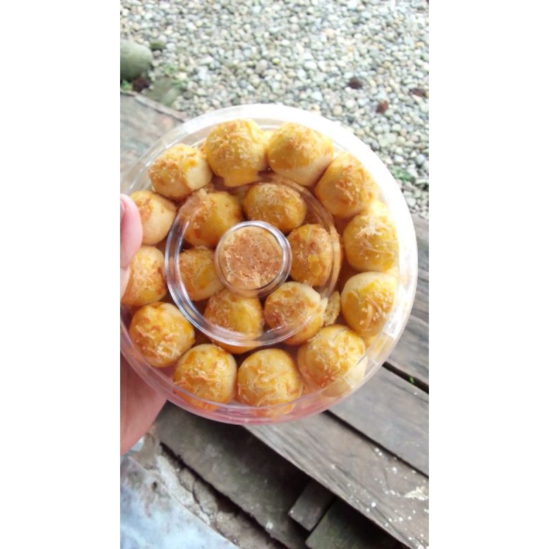 

nastar lumer-selai nanas asli, fresh beked