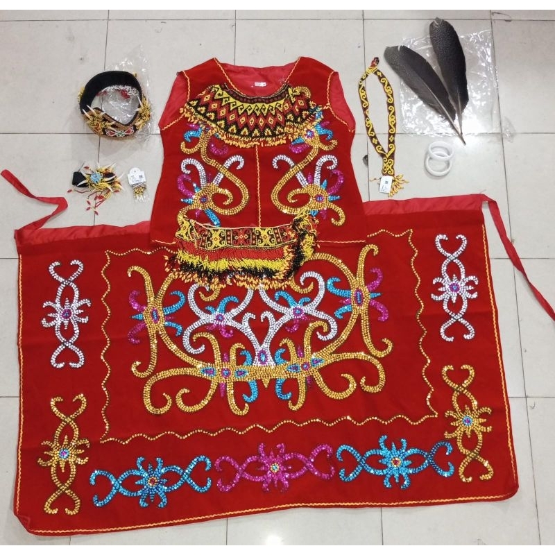 PAKAIAN ADAT DAYAK SEPASANG FULL ACC MERAH // BAJU ADAT DAYAK DEWASA SEPASANG CEWEK COWOK