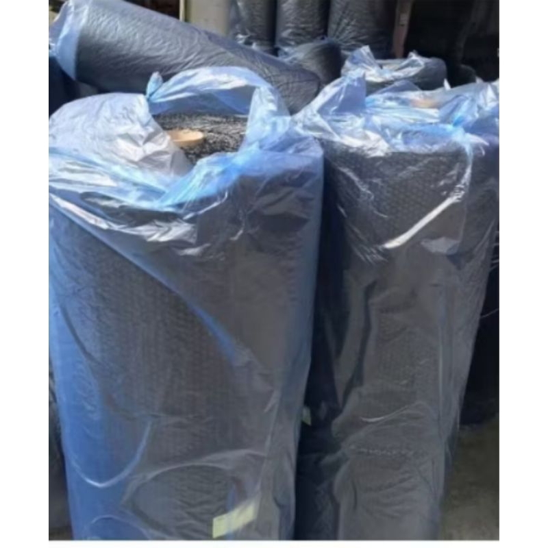 

Bublle wrap Tebal, ukuran 125cmx50m warna hitam dan bening