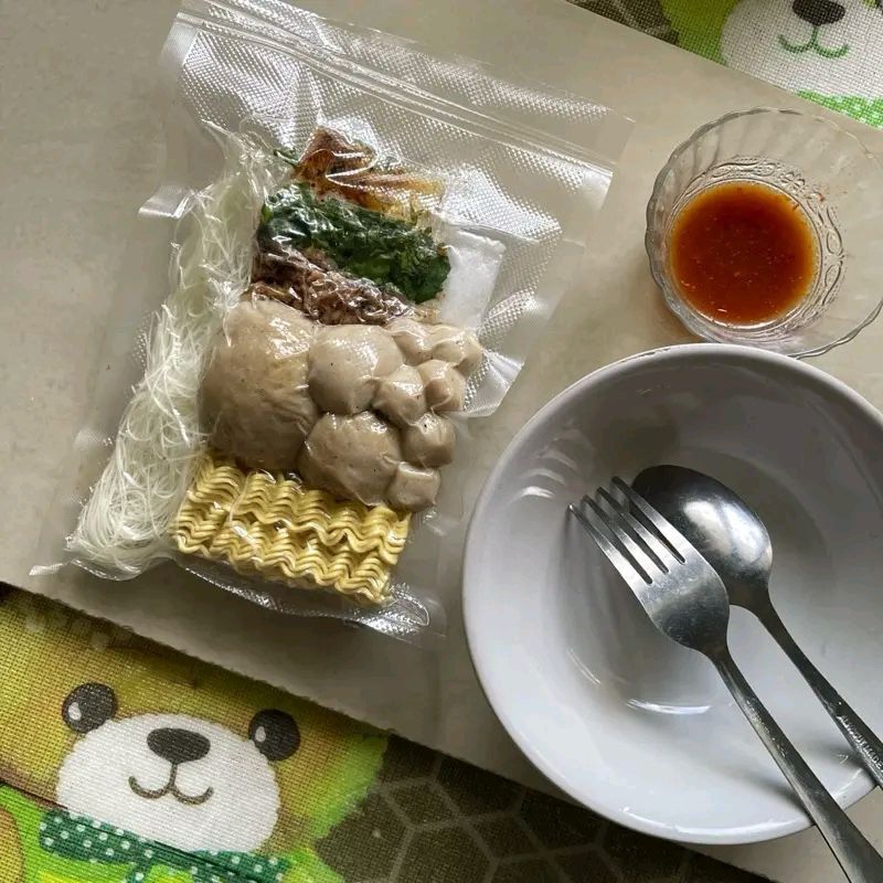 

Paket Komplit Bakso Isi Daging/Telur Murah - Makanan Pedas - Meat, Baso, Frozen
