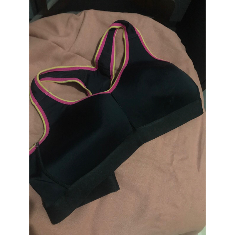 sport bra merek wacoal