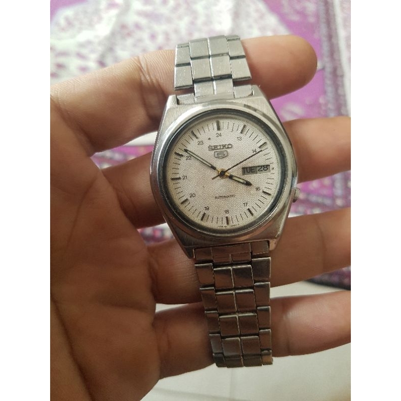 seiko 5 otomatis kaliber 7s26