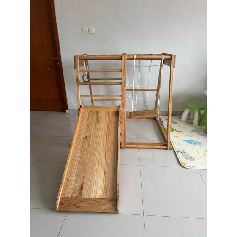 PRELOVED - Brakiasi anak