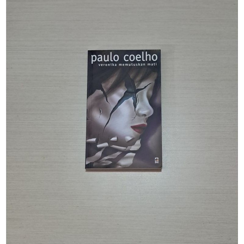 VERONIKA MEMUTUSKAN MATI - PAULO COELHO
