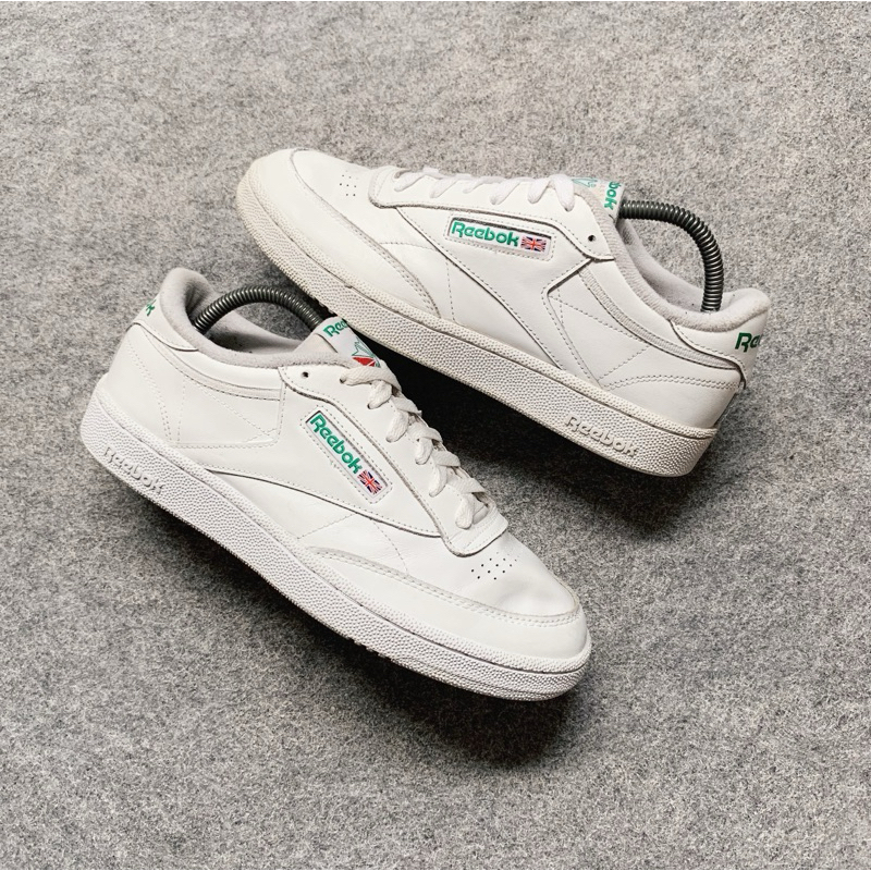 sepatu reebok Club C 85 white green