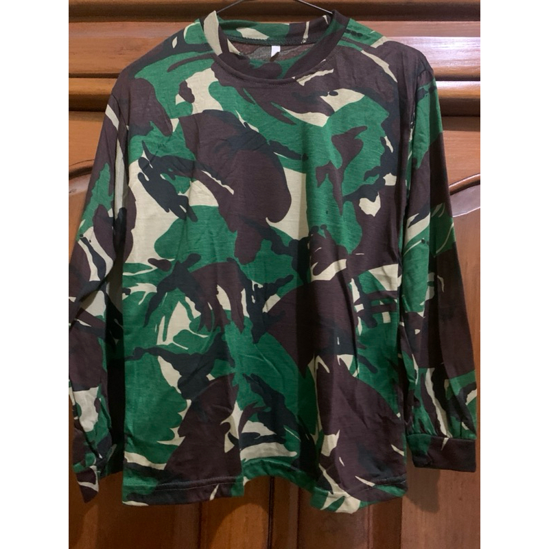 Preloved Kostum TNI Kaos Adem