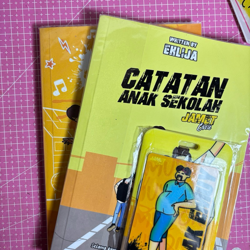 preloved novel ehlija catatan anak sekolah jamet circle