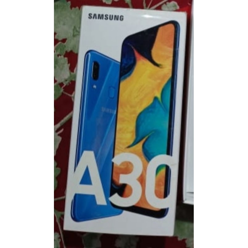samsung A30 4/64 4g seken minus