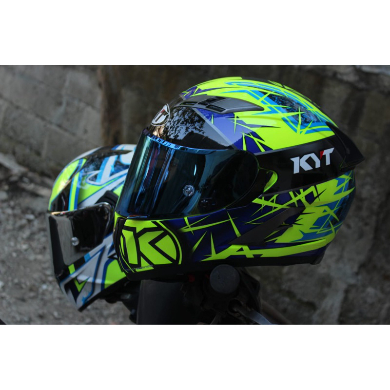 Helm KYT Vendetta