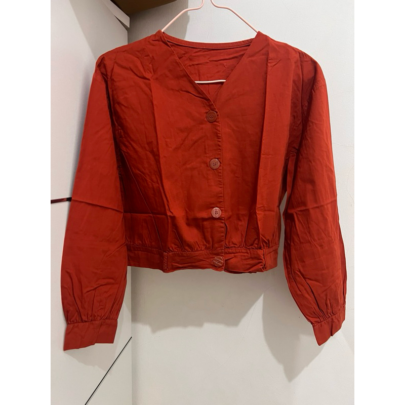 Outer crop merah bata