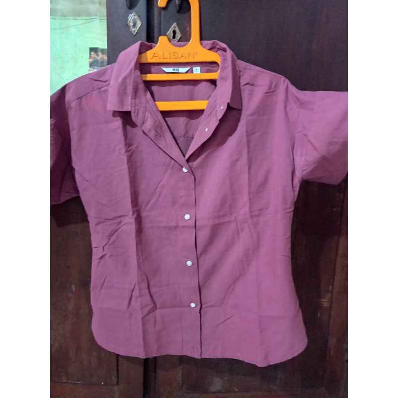 Kemeja Wanita Bekas