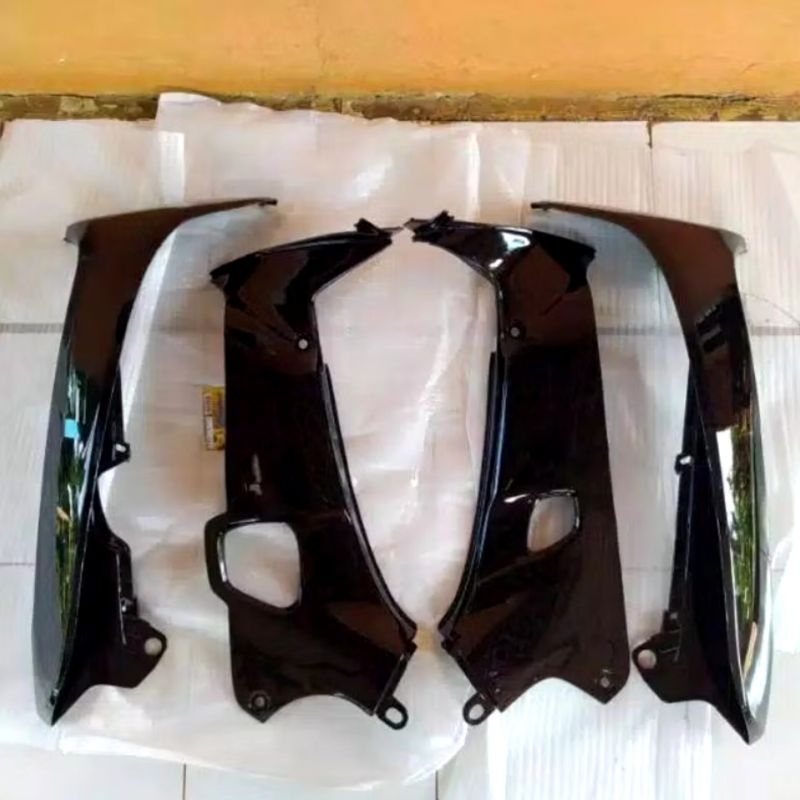 Sayap luar dalam Supra X lama