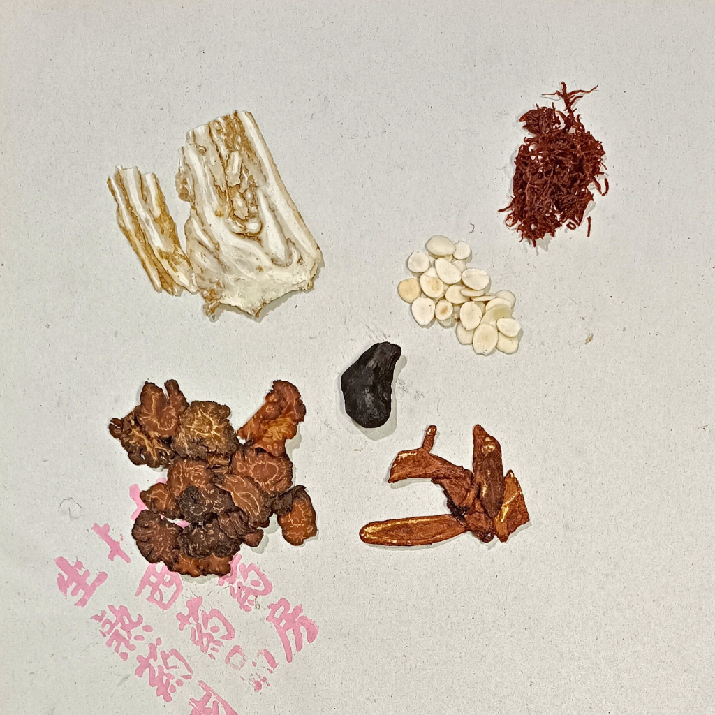 

Ramuan Herbal untuk Penambah Darah Setelah Bersalin