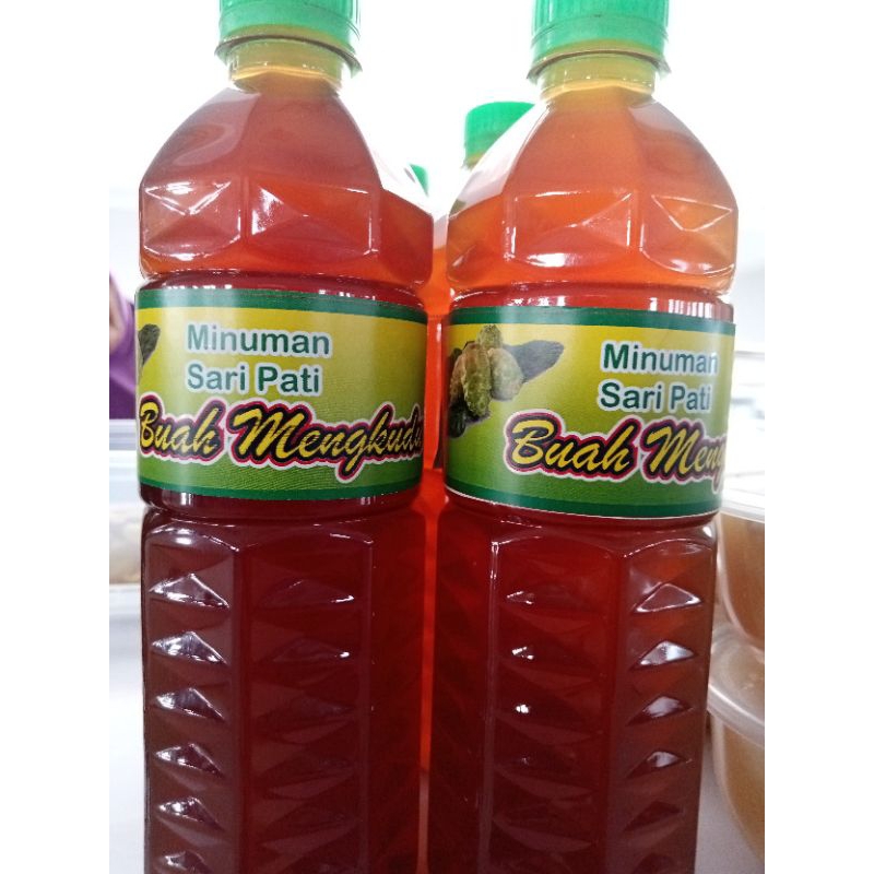 

Minuman sehat sari pati mengkudu