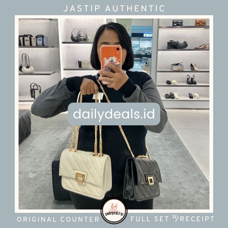 #2-80271520 Neva Panelled - Jastip CK ORIGINAL COUNTER #2-80271520-1 CHAIN STRAP CROSSBODY DENIM BAG