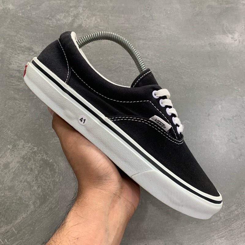 Vans Era Black White Japan market size 41