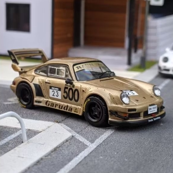 Tarmac RWB 930 Garuda track day version 1/64