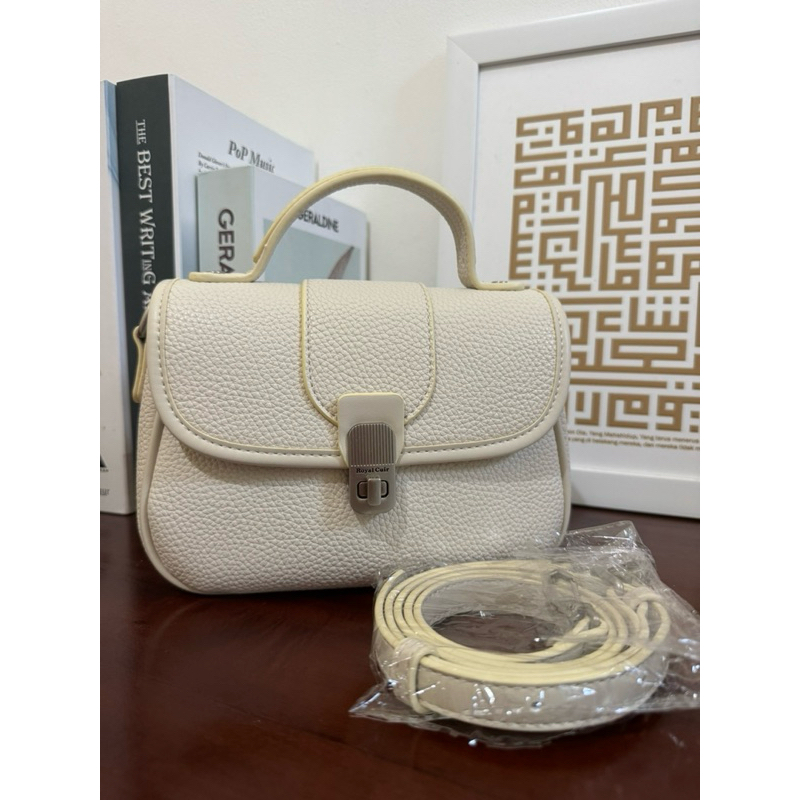(PRELOVED) Tas fashion wanita-BrokenWhite petite-Merk Royal Cuir