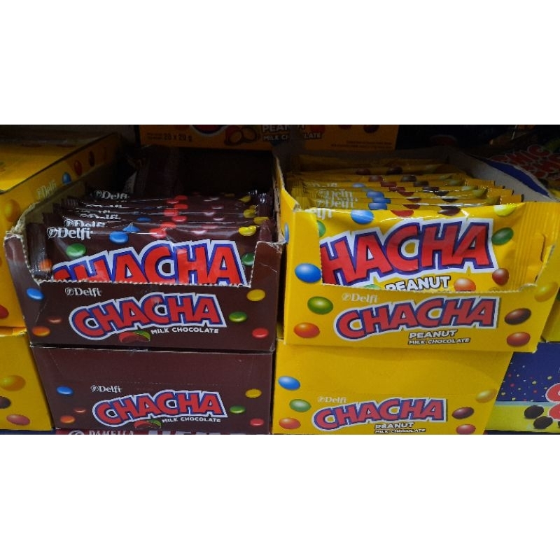 

cha cha milk chocolate /peanut 35gr (ukuran besar) ,1 BOX ISI 15 pcs EXP Maret 2026