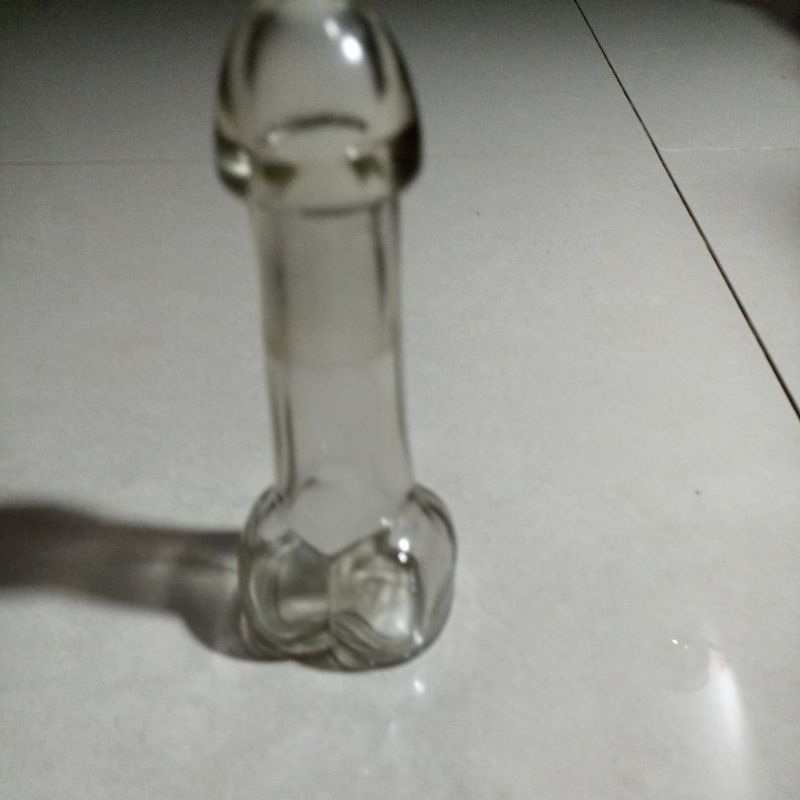 gelas unik kelamin laki-laki
