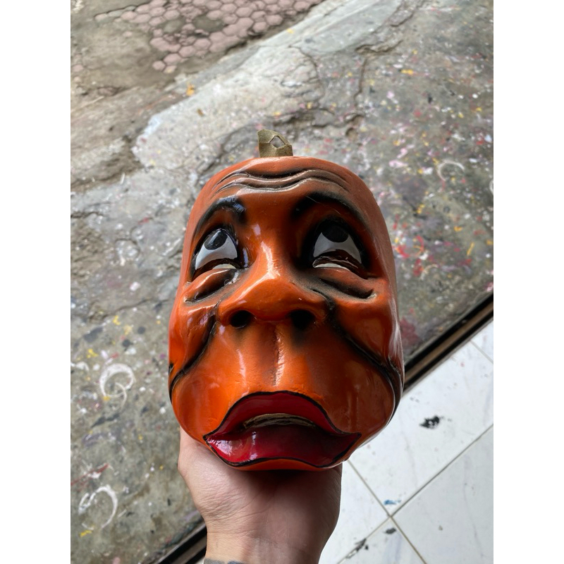 topeng lucu karakter