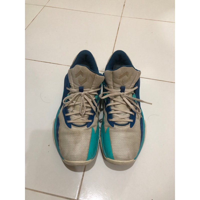 SEPATU BASKET PRECISION VI SIZE 46
