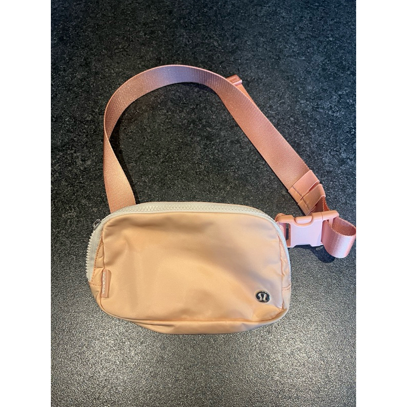PRELOVED Lululemon Everywhere Beltbag 1L