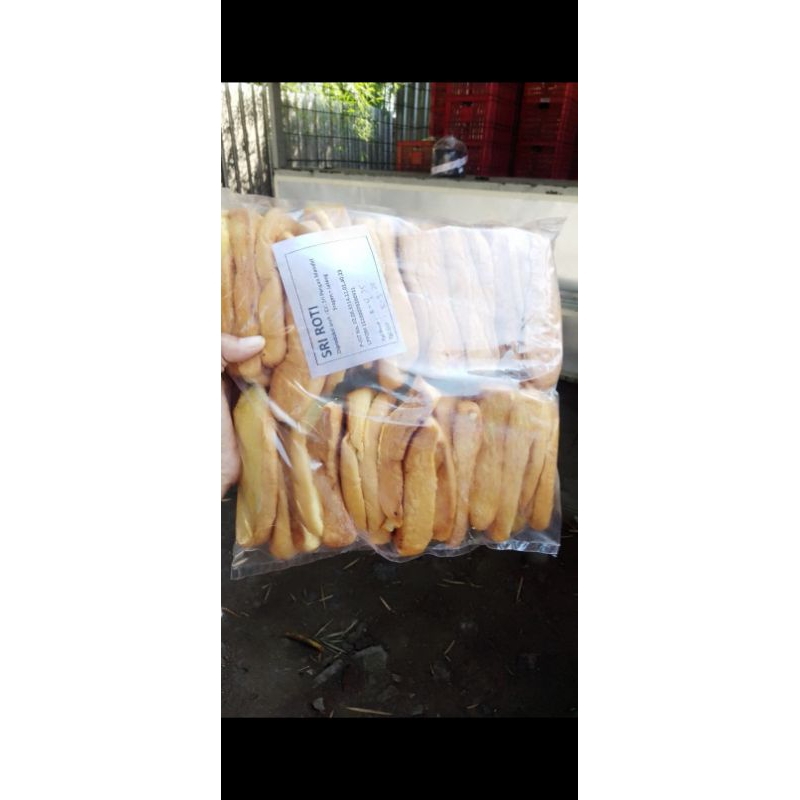 

pinggiran roti nentega/sisir